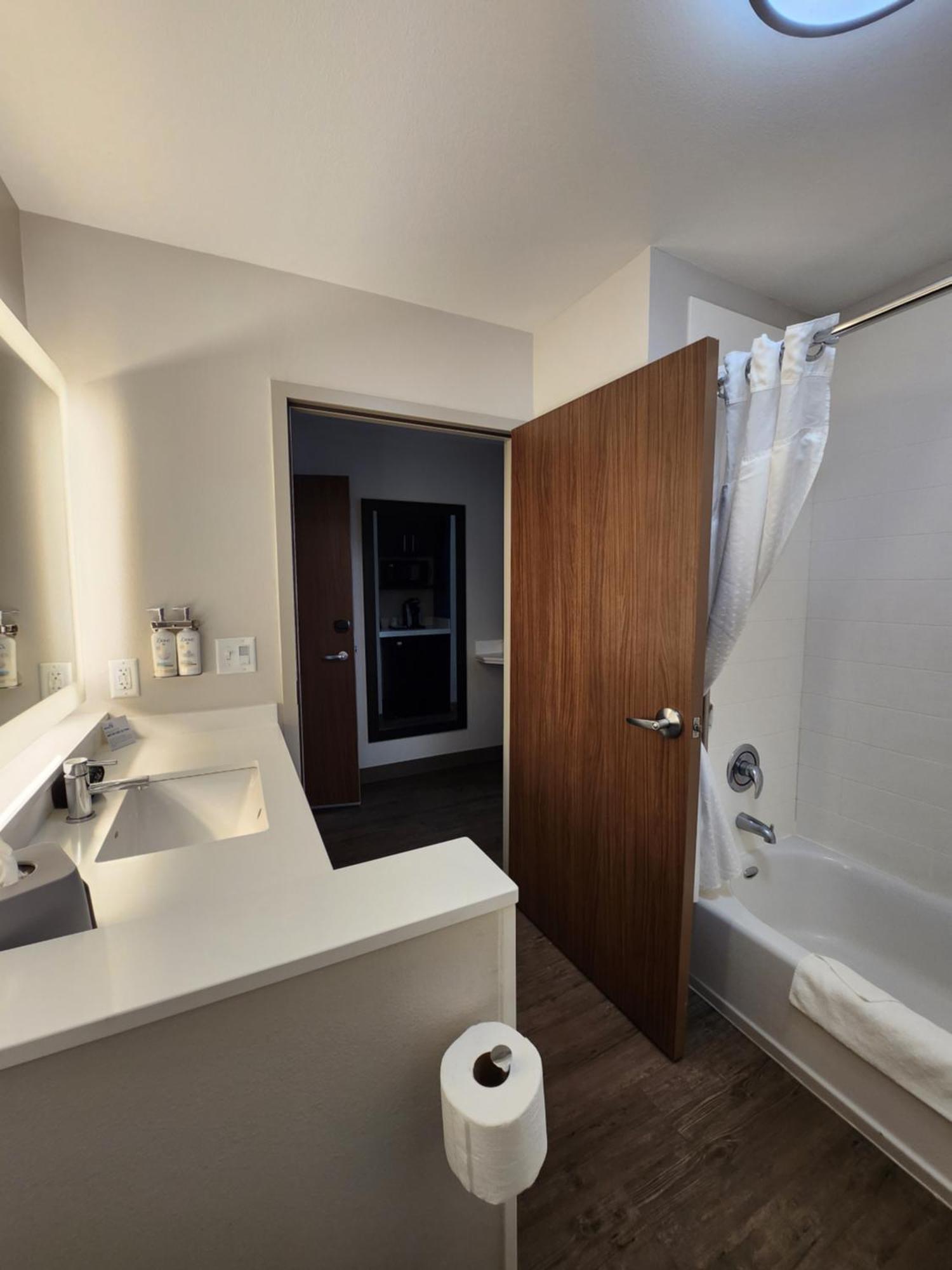 Holiday Inn Express & Suites - Camas By Ihg Екстер'єр фото